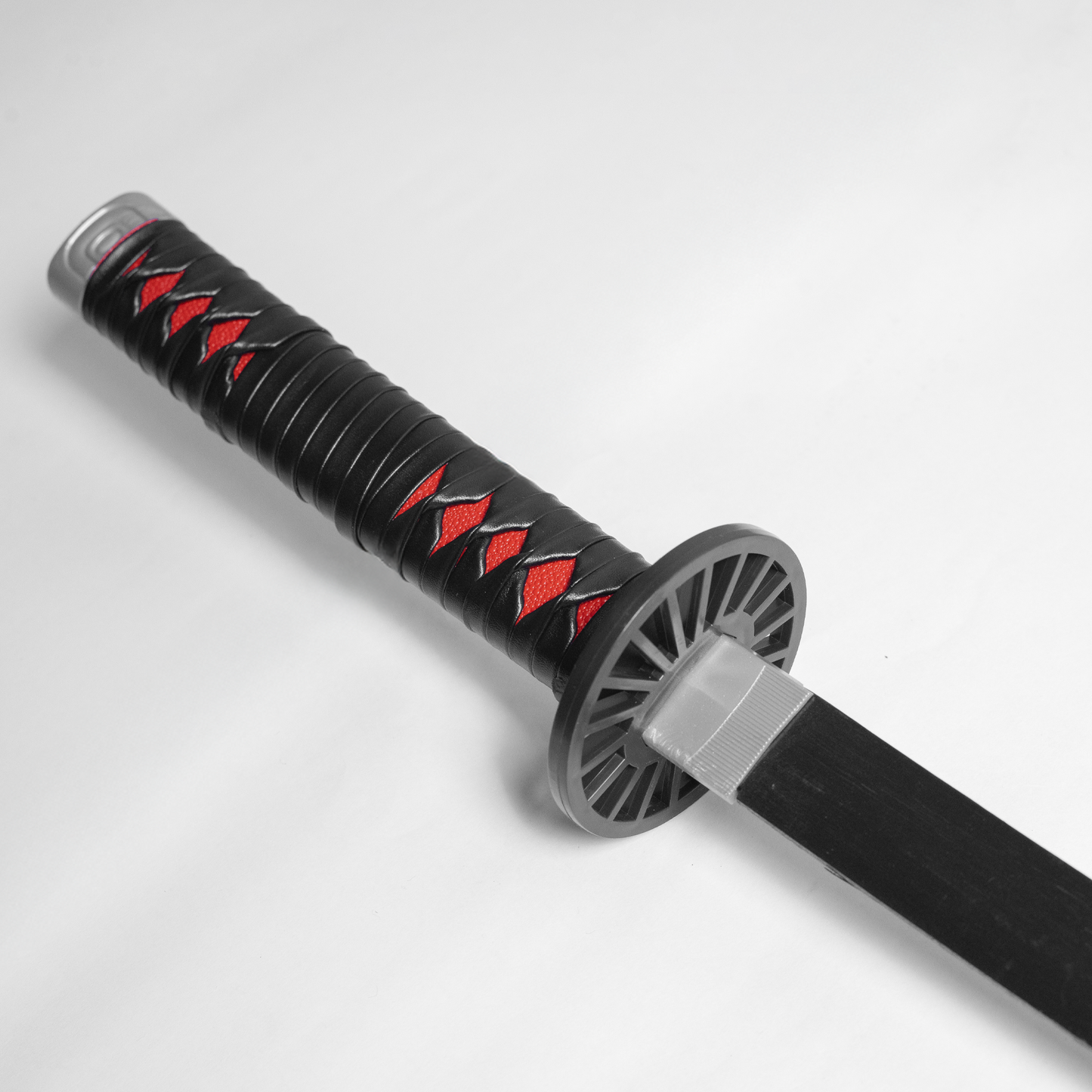 Demon Slayer Tanjiro Kamado Black Wooden Katana – 75cm Medium-Size Anime Sword for Cosplay, Martial Arts, Display & Training – Gift for Fans, Kids, Teens & Collectors
