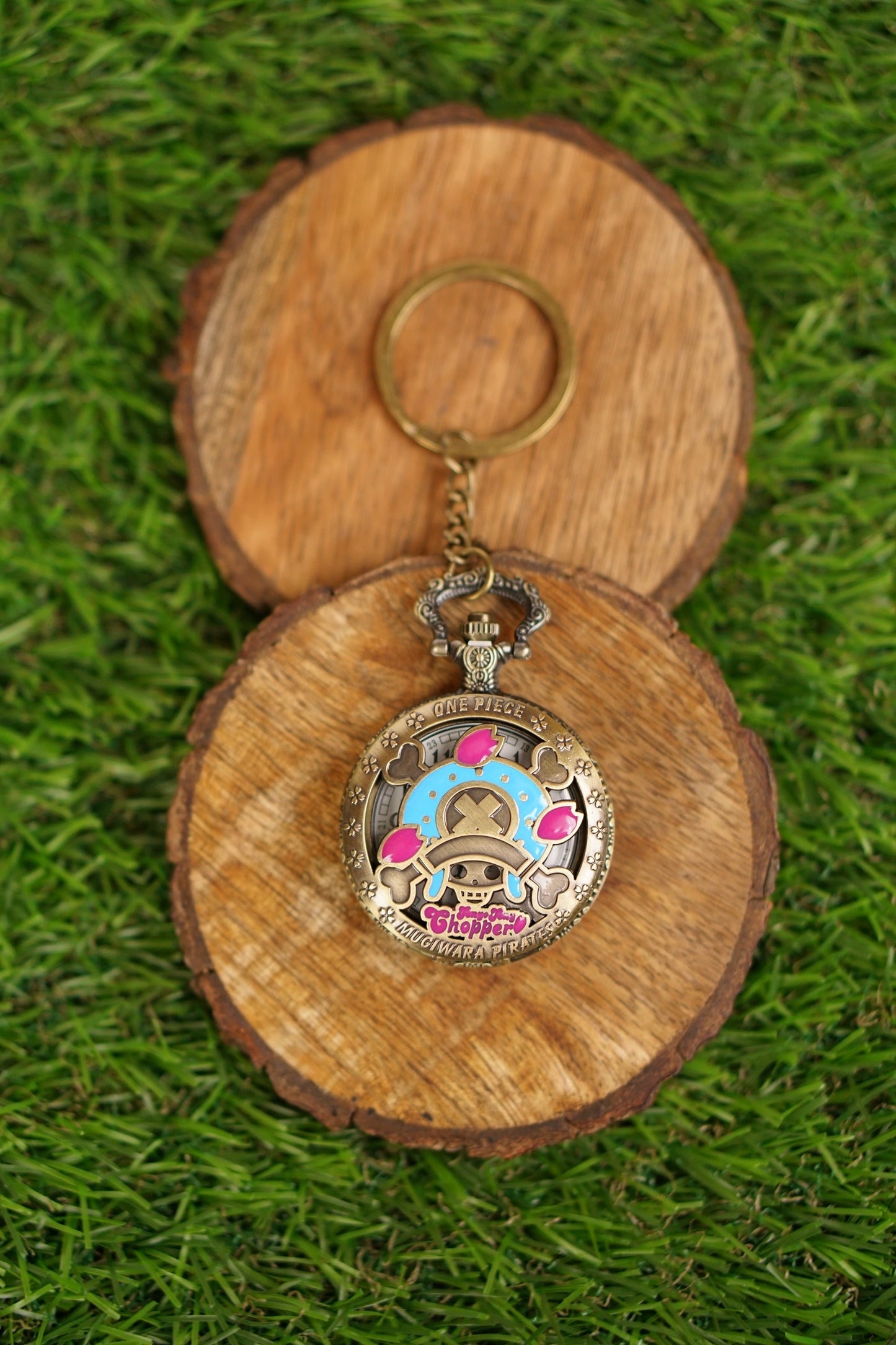One Piece - Tony Chopper Pocket Watch Vintage Keychain